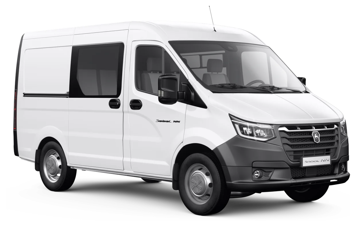Xe Sobol NN Van 6 chỗ A32S12.E5 màu trắng có cửa sổ hàng ghế sau, nhìn chéo phía trước